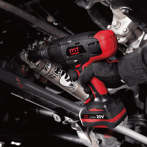 Гайковерт аккумуляторный ударный MIGHTY SEVEN DW-18502, 1/2", 1220 Нм, 18 В