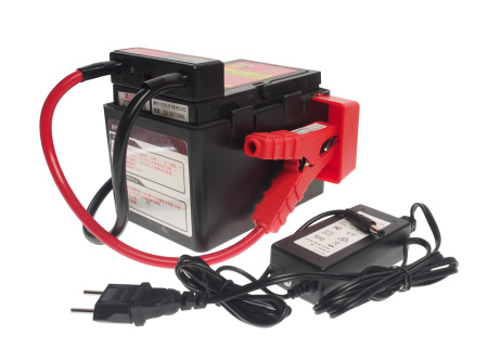 Устройство пусковое мини JTC-7724 (12V, 1200А, 14000мА/ч)