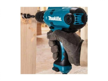 Дрель-шуруповерт MAKITA DF 0300X3 в кор. + набор бит (10 шт.)